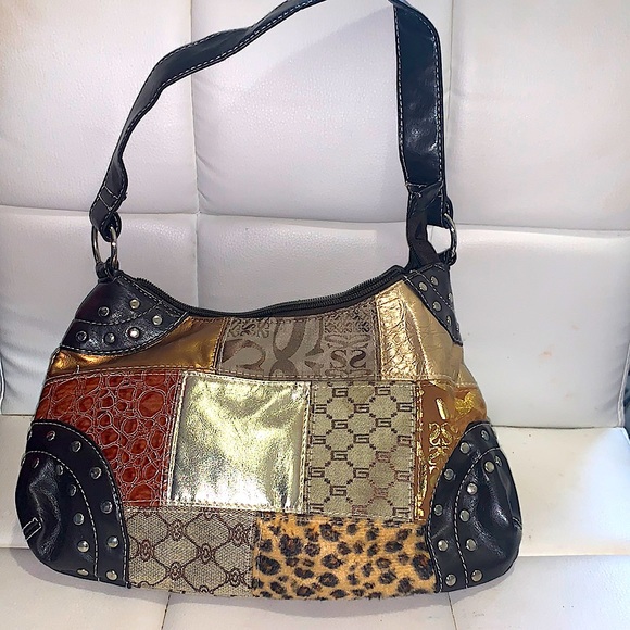 Guess shoulder patchwork purse - Picture 1 of 3